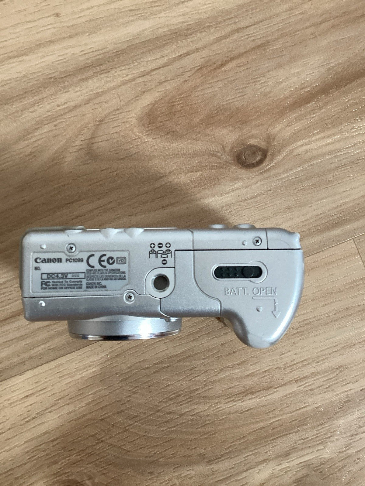 Canon PowerShot A95 5.0MP Digital Compact Camera Silver Tested Works