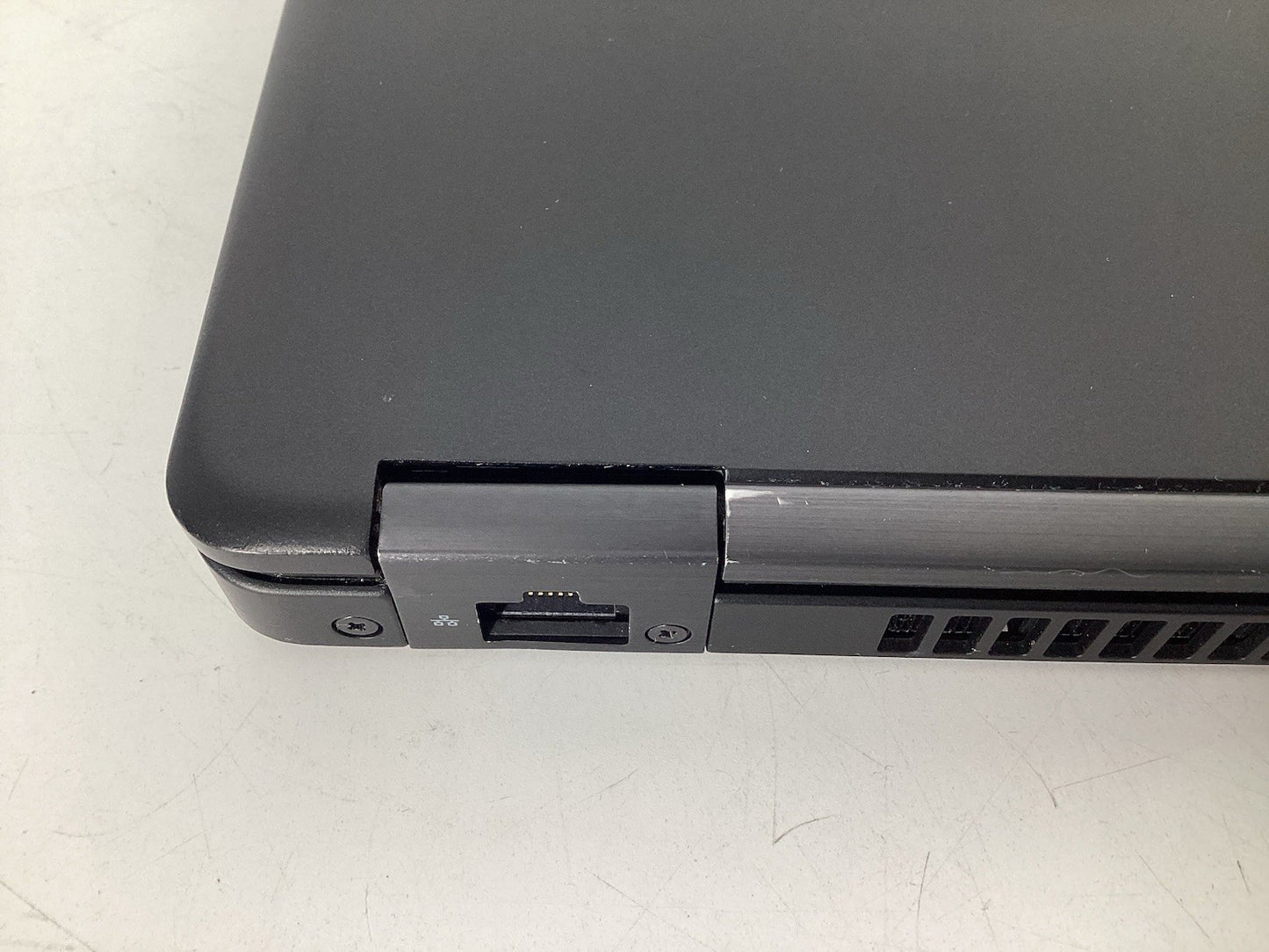 LOT OF 3 Dell Latitude 5480 14" (i5-6440HQ @2.6GHz, 8GB RAM No SSD, No OS) No AC