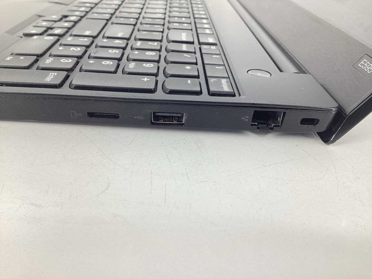 Lenovo Thinkpad E595 15.6" (Ryzen 5 3500U, 8GB RAM, 256GB SSD) Win11Pro *Read