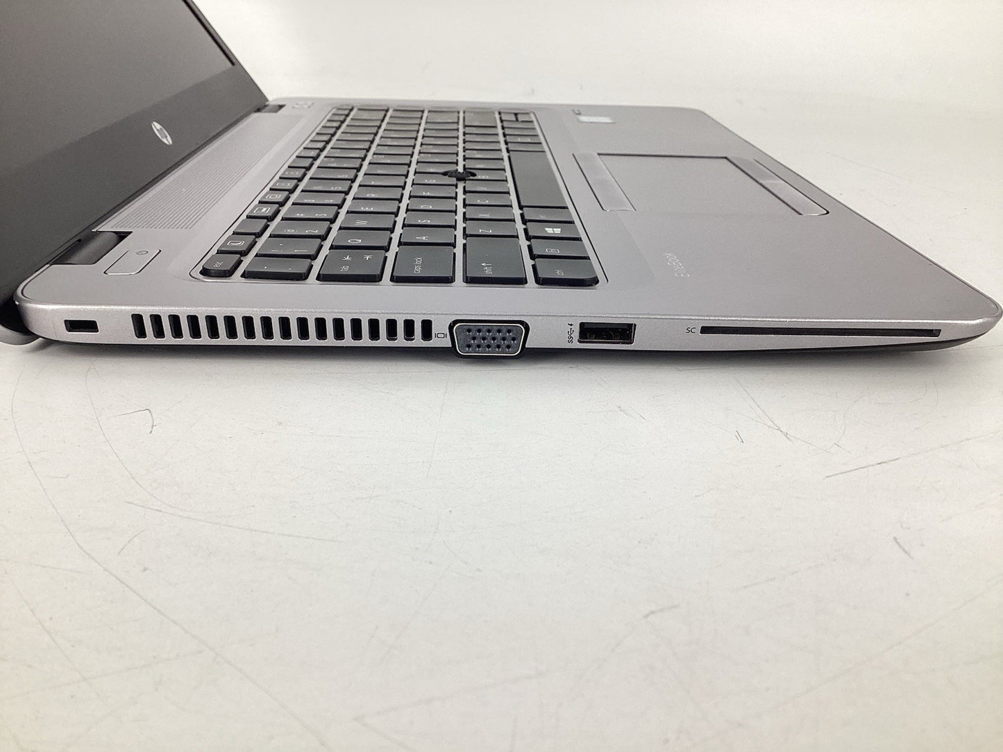 LOT OF 4 HP EliteBook 840 G4 14” (i7-7600U @2.8GHz, 8GB No SSD, No OS) No AC