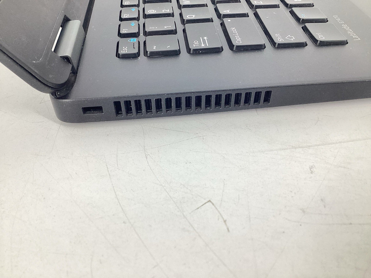 Dell Latitude E7470 14" (i7-6600u @2.6GHz, 8GB RAM, No SSD, No OS) w/ AC *Read