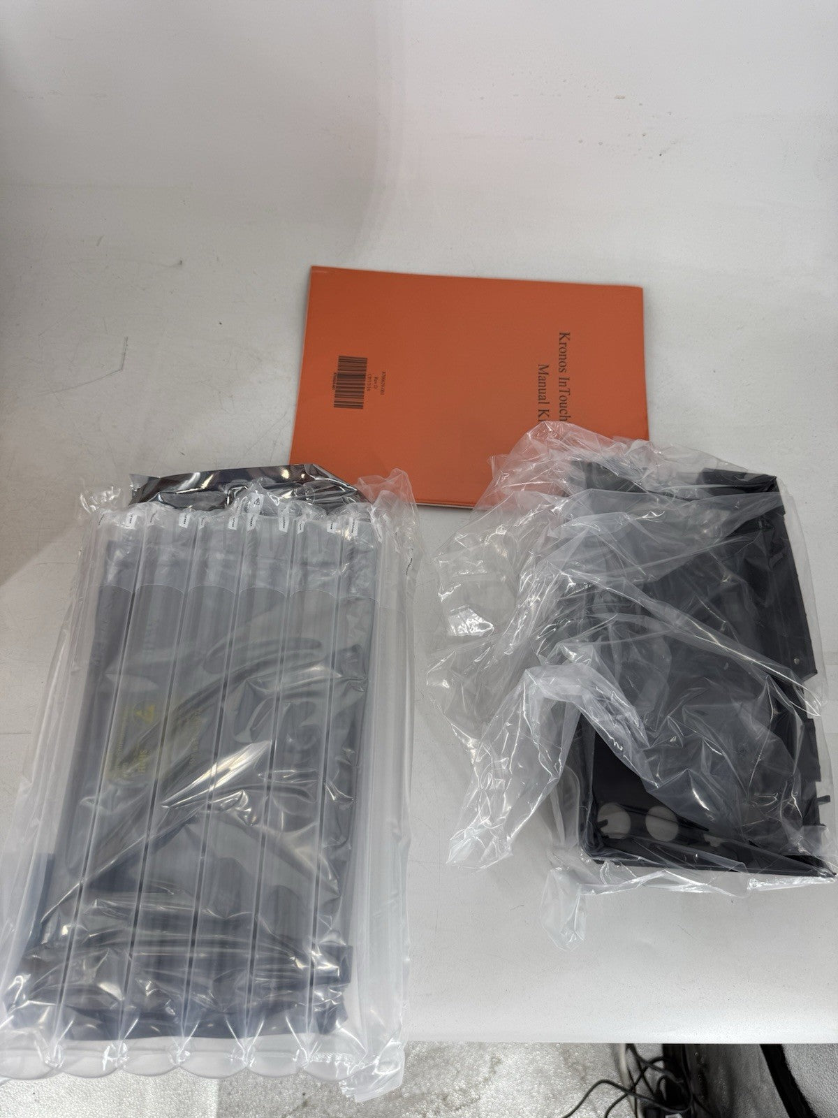 Kronos Intouch 9100 Time Clock 8609100-003 * Brand New