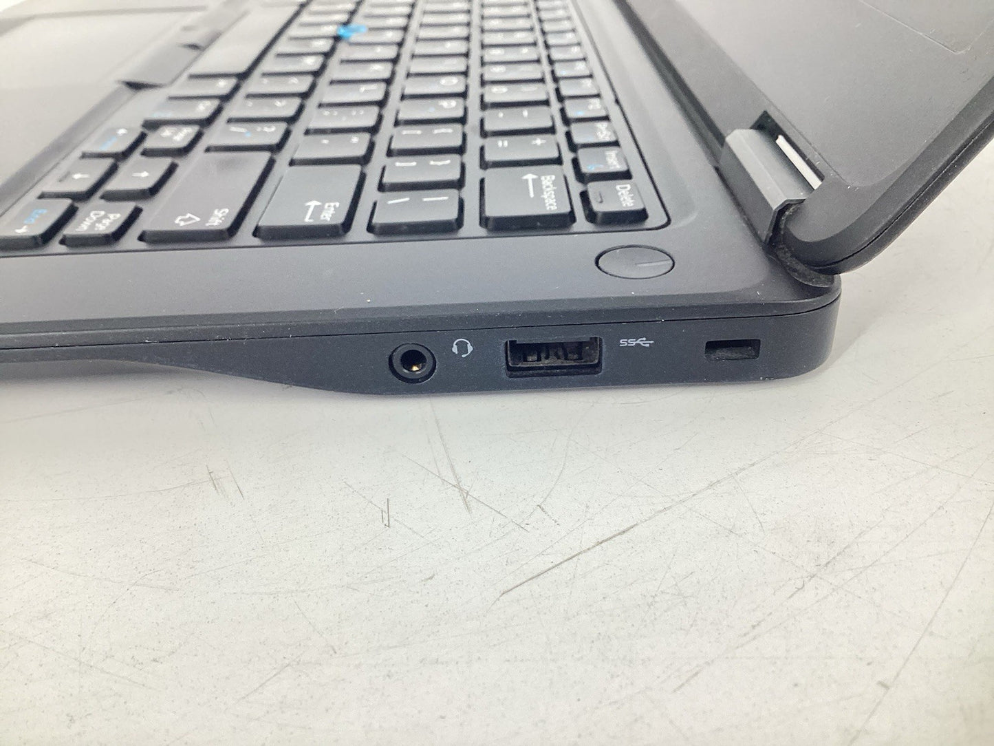 Dell Latitude E7450 14" (Intel Core i5-5200U @2.20GHz, 8GB, NO SSD, NO OS) w/ AC
