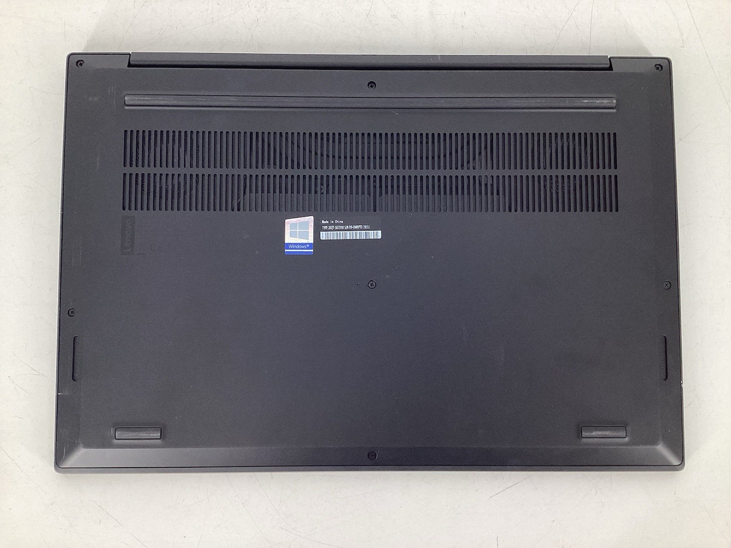 Lenovo ThinkPad P1 Gen 2 15.6" (i9-9880H @2.3GHz 16GB 512GB SSD) Quadro T2000