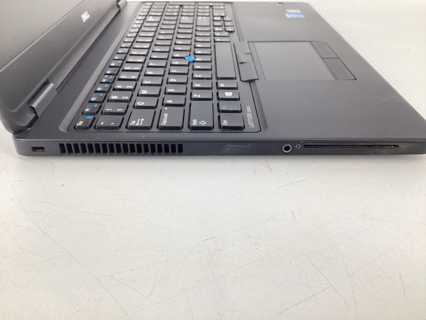 Dell Latitude E5550 15.6" (i5-5600U @2.60GHz, 8GB RAM, No SSD No OS) w/AC