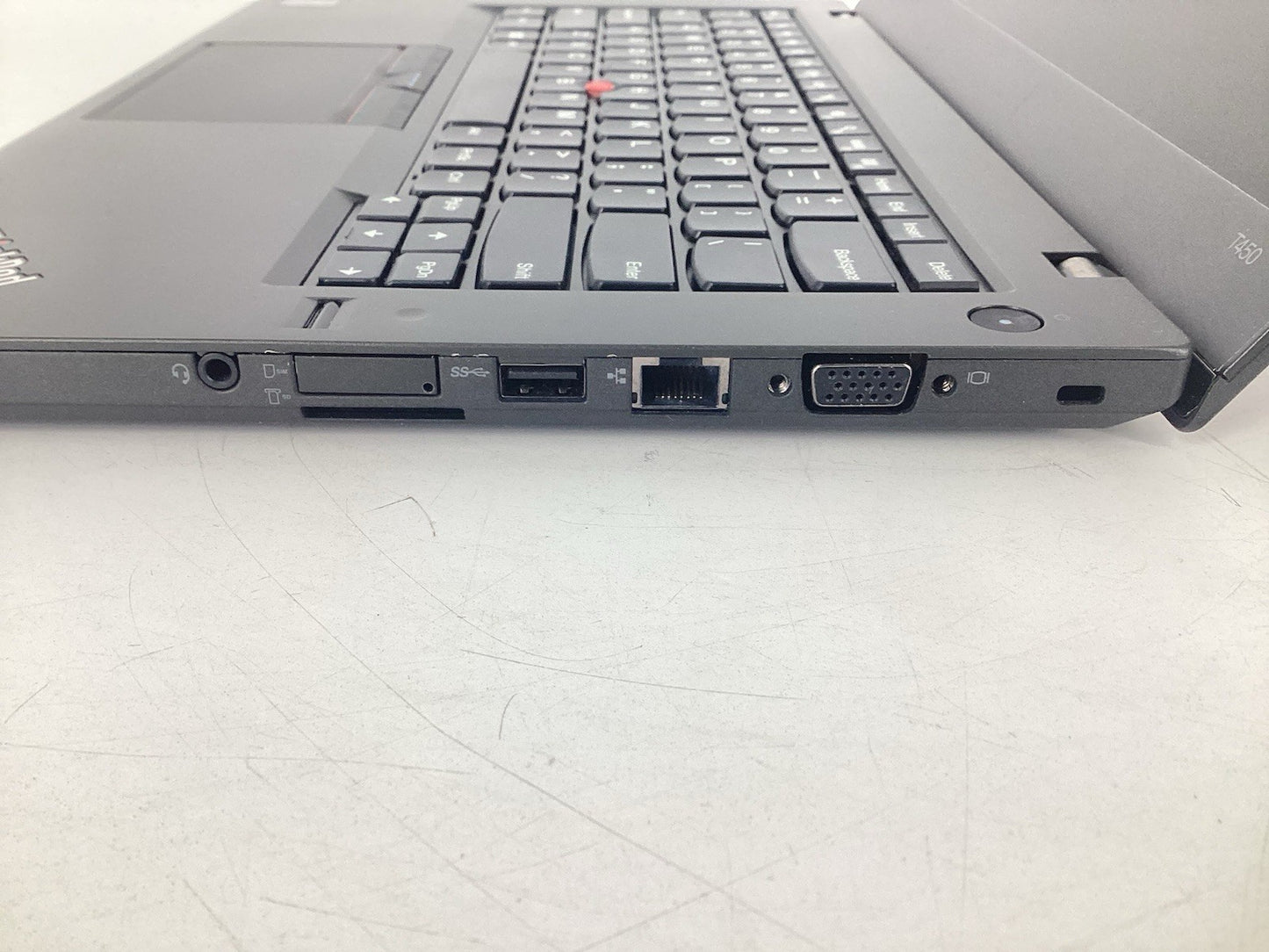 Lenovo ThinkPad T450 14" (i5-5300U @2.3GHz, 4GB RAM, No SSD, No OS) No AC