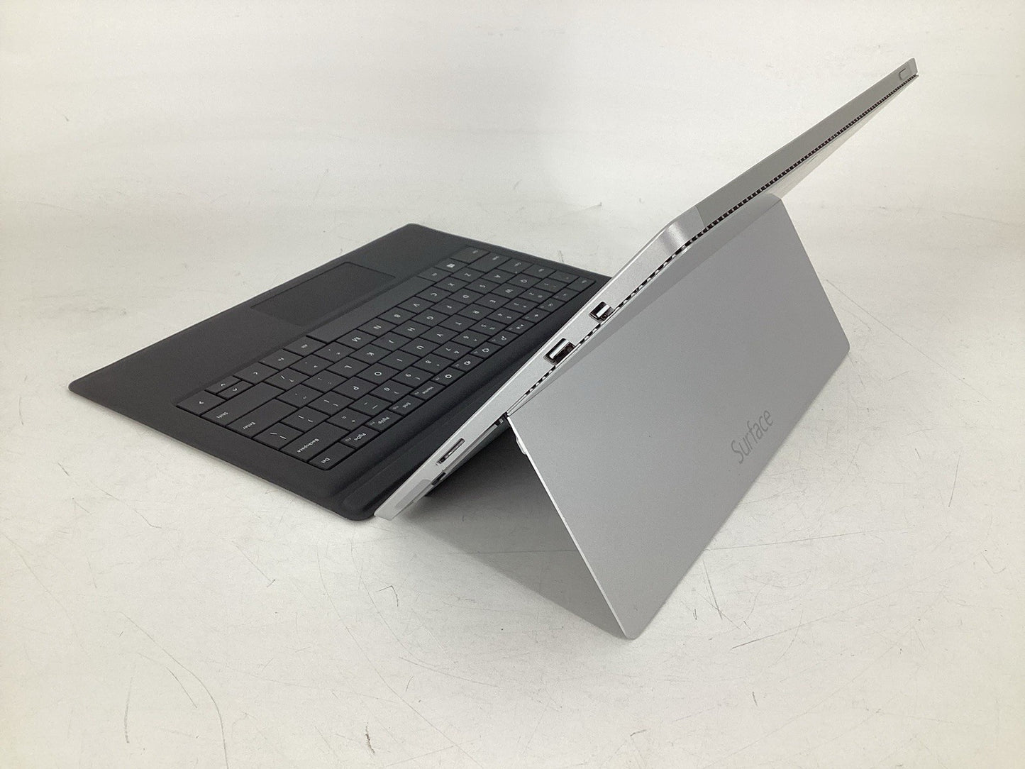 Microsoft Surface Pro 3 1631 12" (i5-4300U 1.9GHz 4GB 128GB SSD) Win10Pro No AC