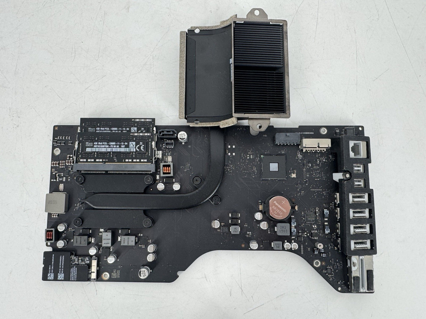 iMac Logic Board A1418 21.5 2.7GHz i5-3330S 820-3588-A w/ 8GB RAM