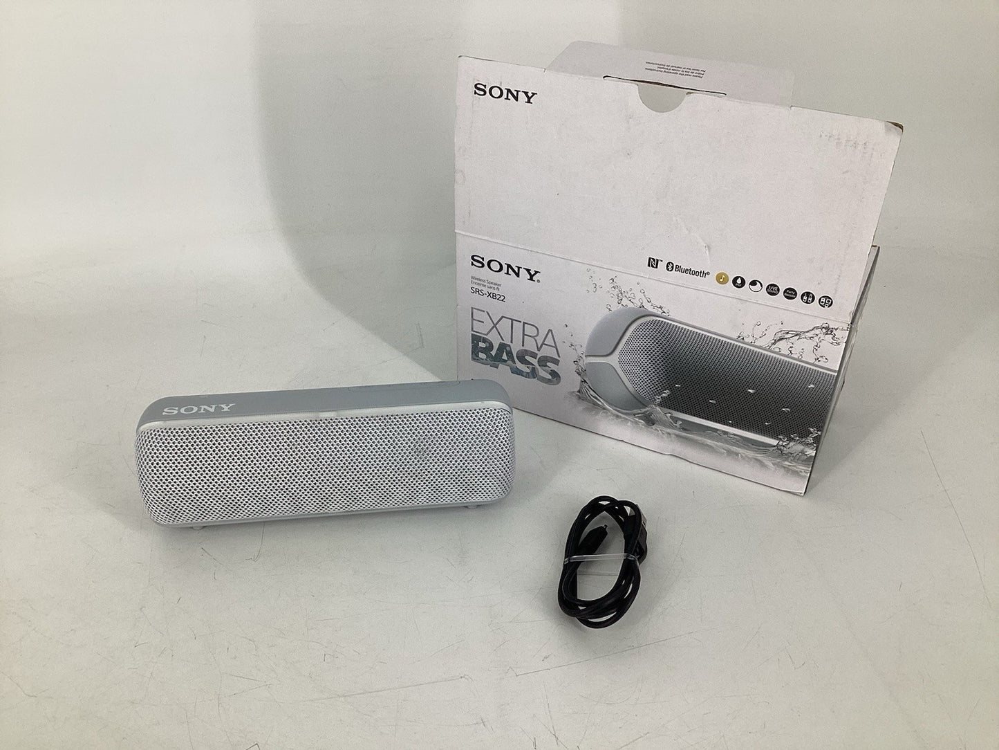 SONY SRS-XB22 Portable Wireless Bluetooth Speaker Gray Good