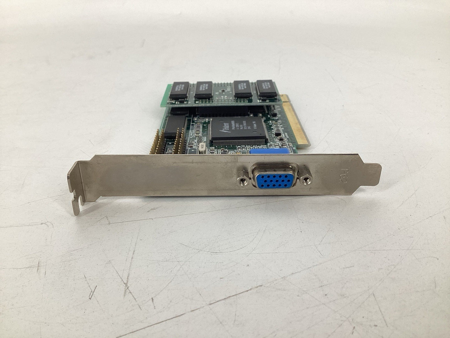 Jaton Trident ProVidia 9685 PCI TVGA9685PCI TV-OUT 4MB EDO
