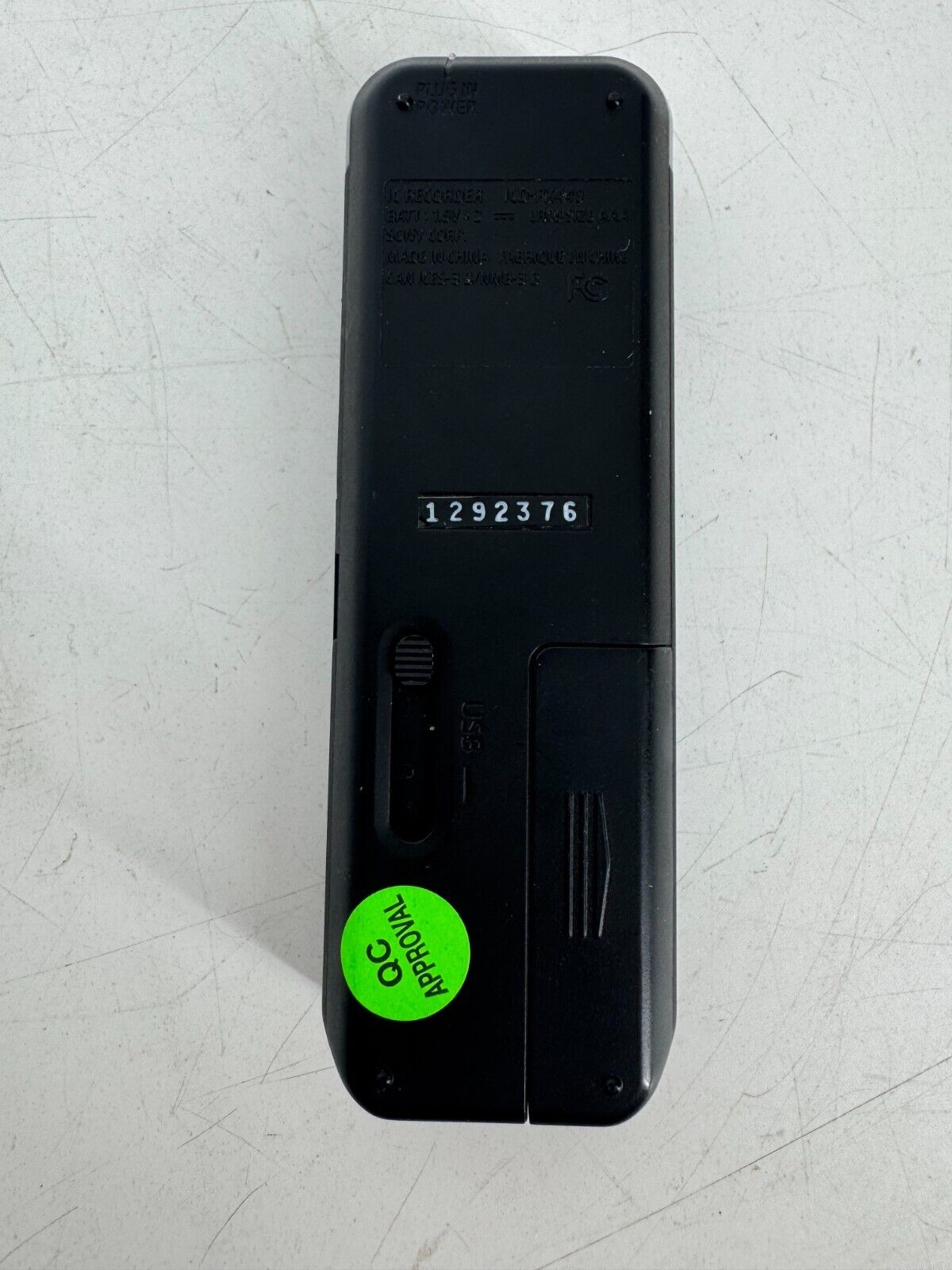Sony ICD-PX440 Stereo IC Digital Voice Recorder Built-in 4GB and Direct USB