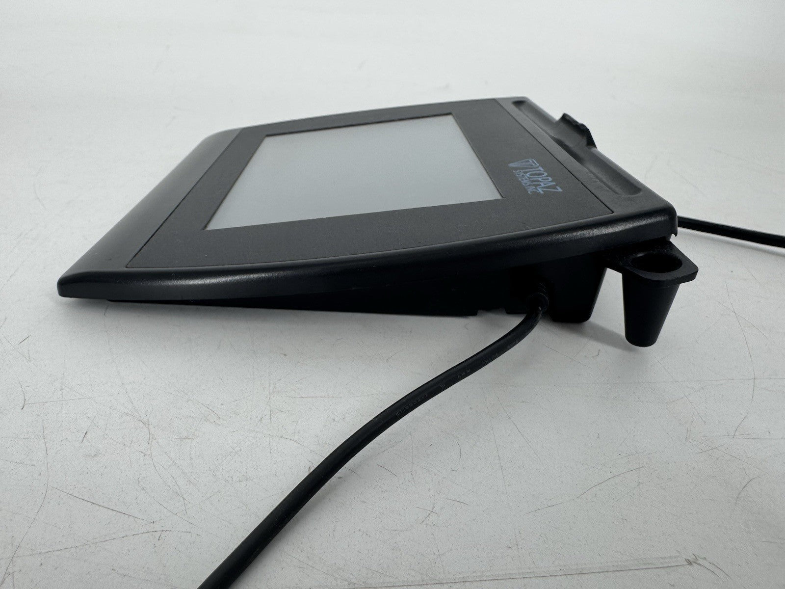 Topaz SignatureGem T-LBK766-BHSB-R 4X5 USB/Serial Signature LCD Tablet *Read