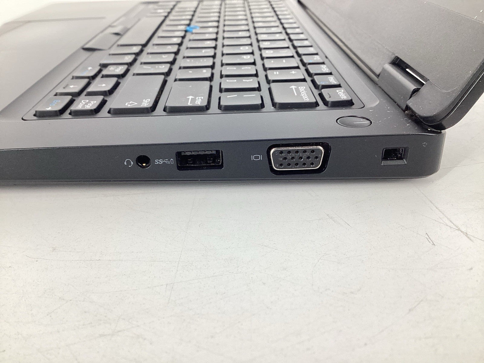 LOT OF 3 Dell Latitude 5480 14" (i5-6440HQ @2.6GHz, 8GB RAM No SSD, No OS) No AC