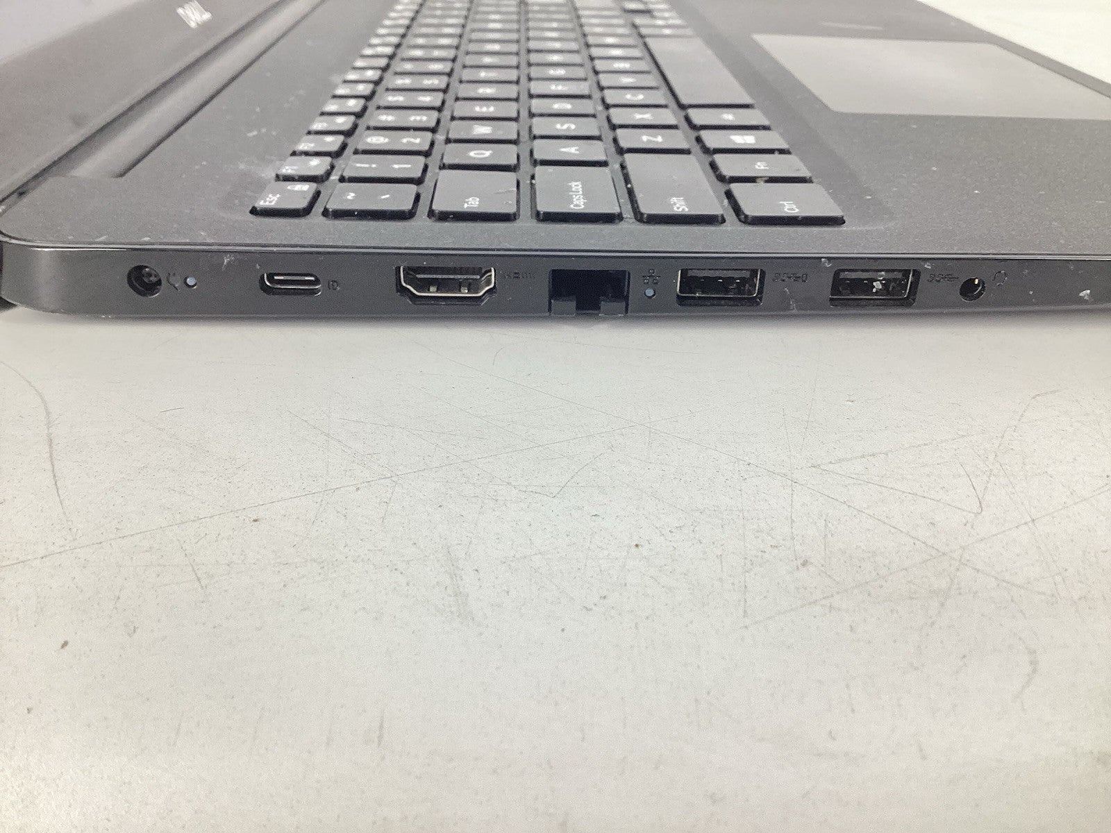 Dell Latitude 3500 15" (i5-8265U @1.6GHz 8GB 256GB SSD) Windows 11 Pro w/AC
