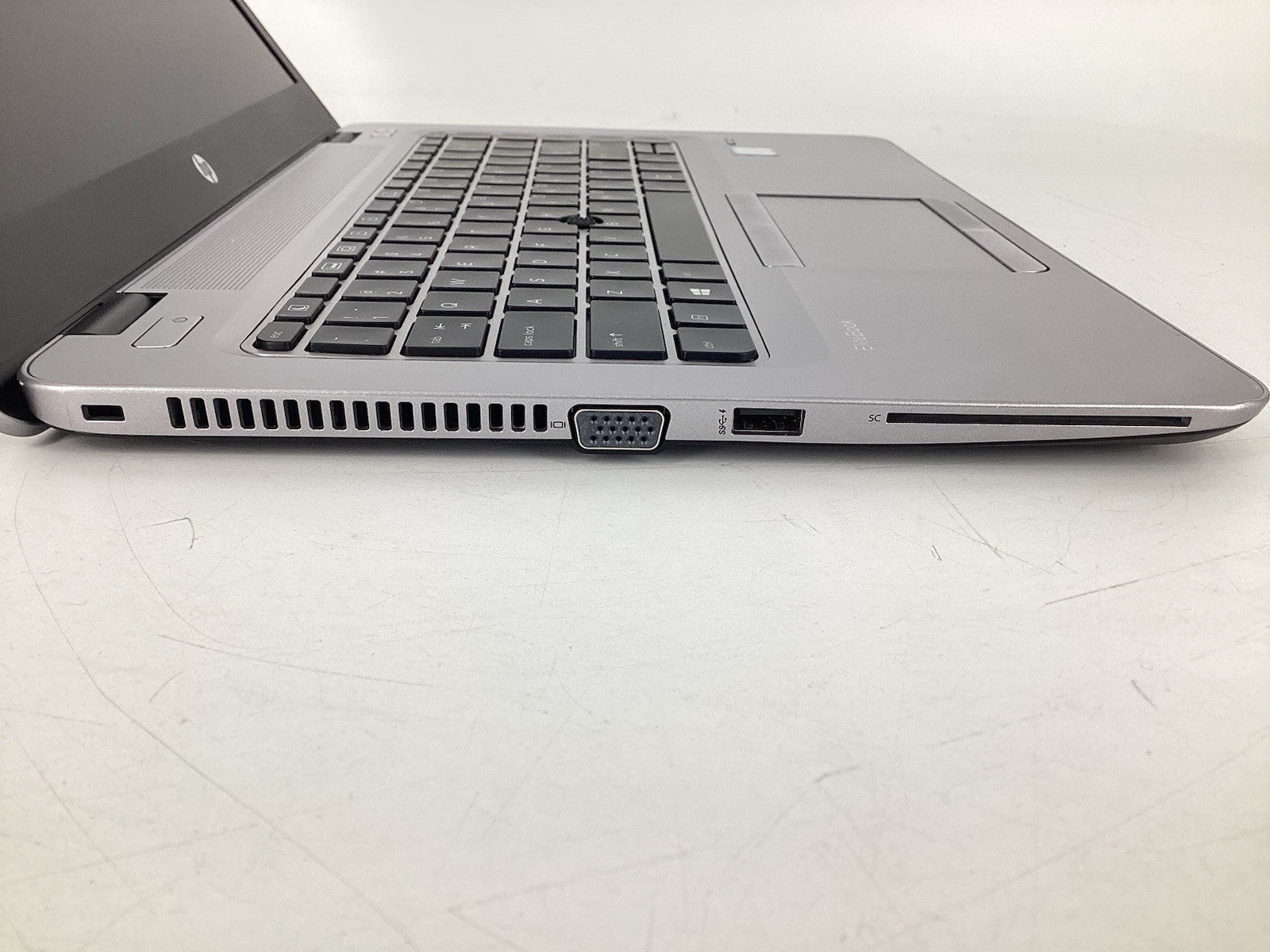 LOT OF 4 HP EliteBook 840 G4 14” (i7-7600U @2.8GHz, 8GB No SSD, No OS)  No AC