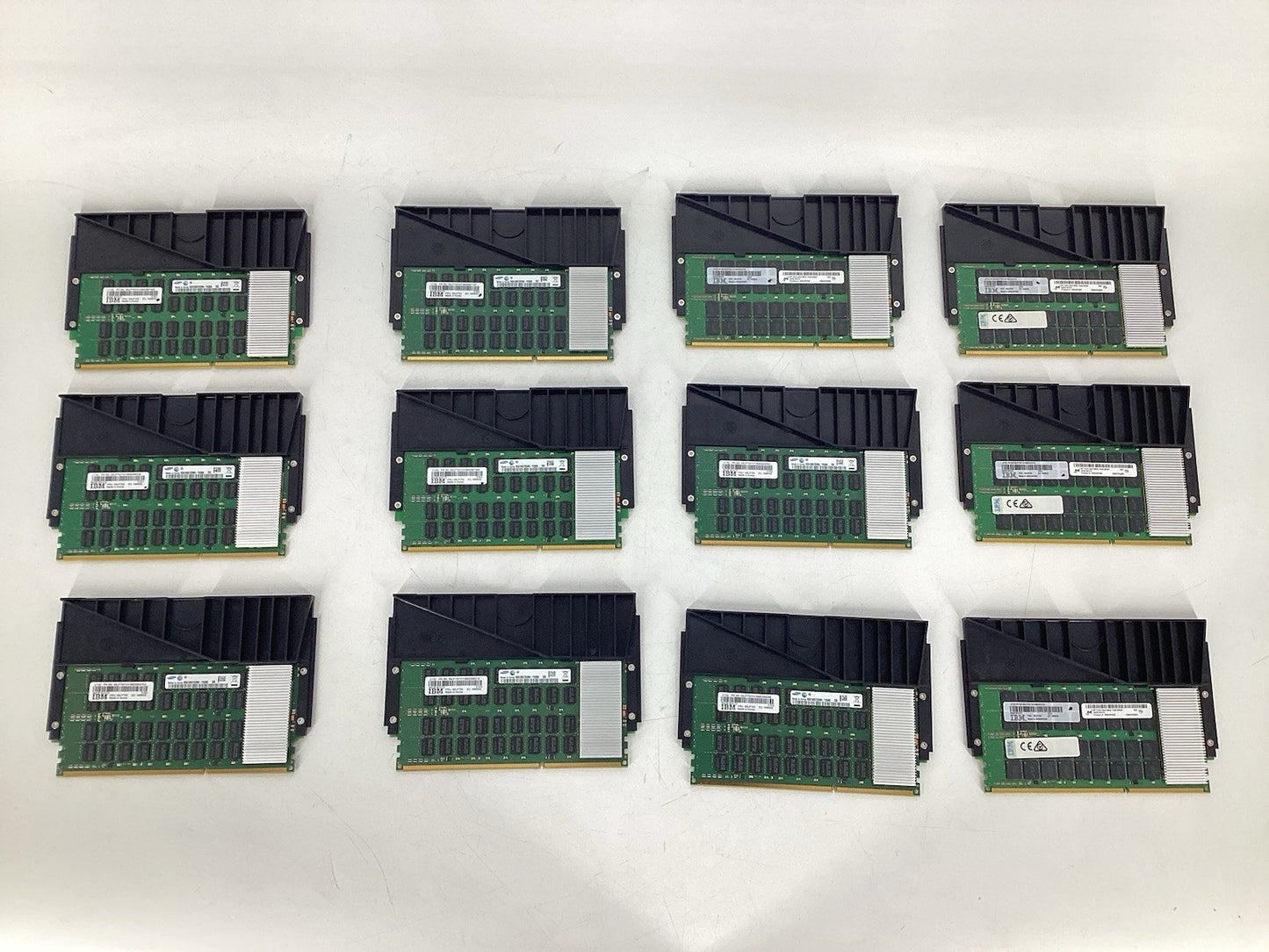 LOT OF 12 00LP755 64GB 8GX72 IBM RAM *Untested