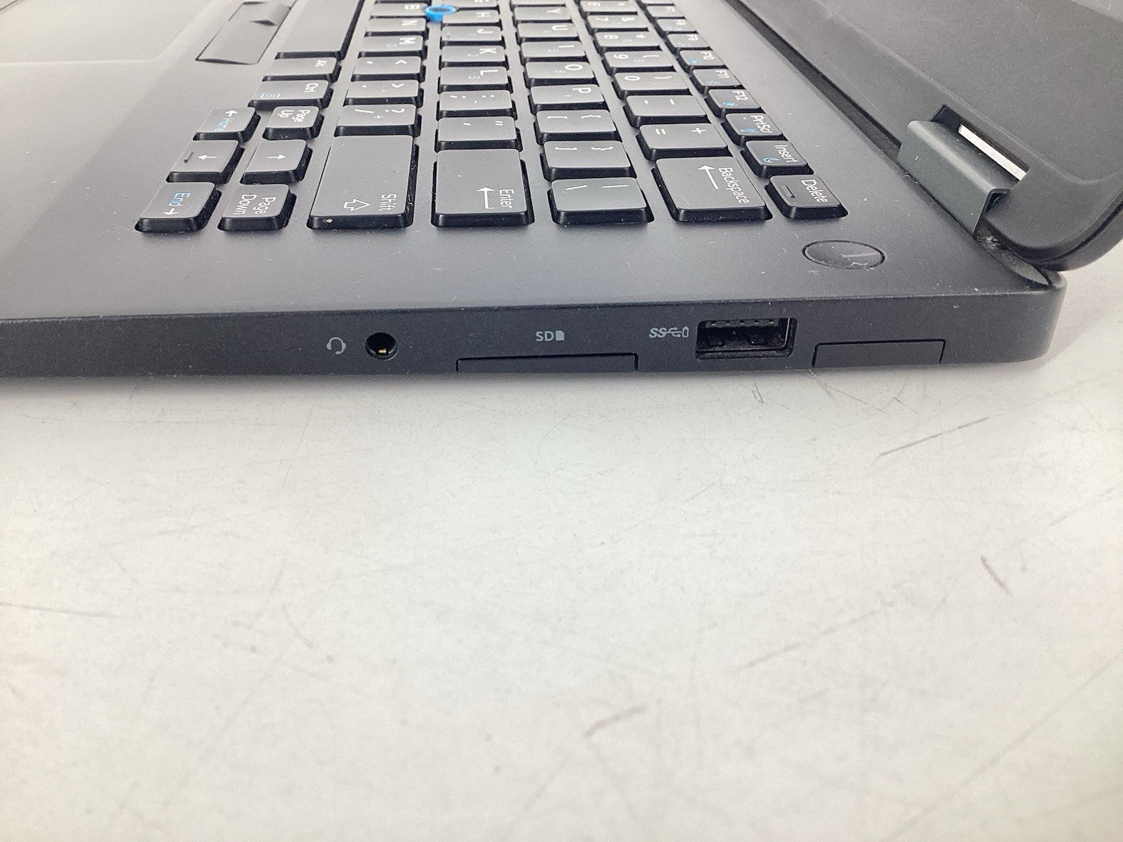 Dell Latitude E7470 14" (i7-6600u @2.6GHz, 8GB RAM, No SSD, No OS) w/ AC *Read