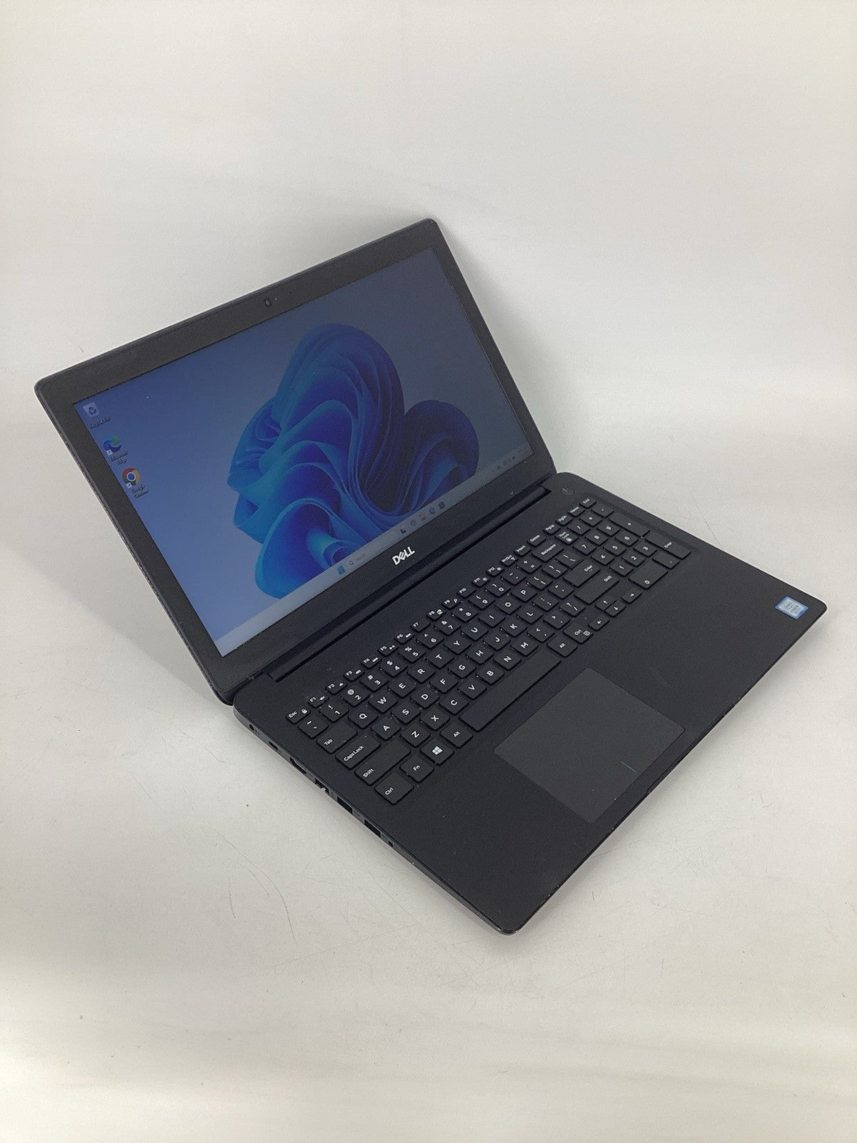 Dell Latitude 3500 15" (i5-8265U @1.6GHz 8GB 256GB SSD) Windows 11 Pro w/AC