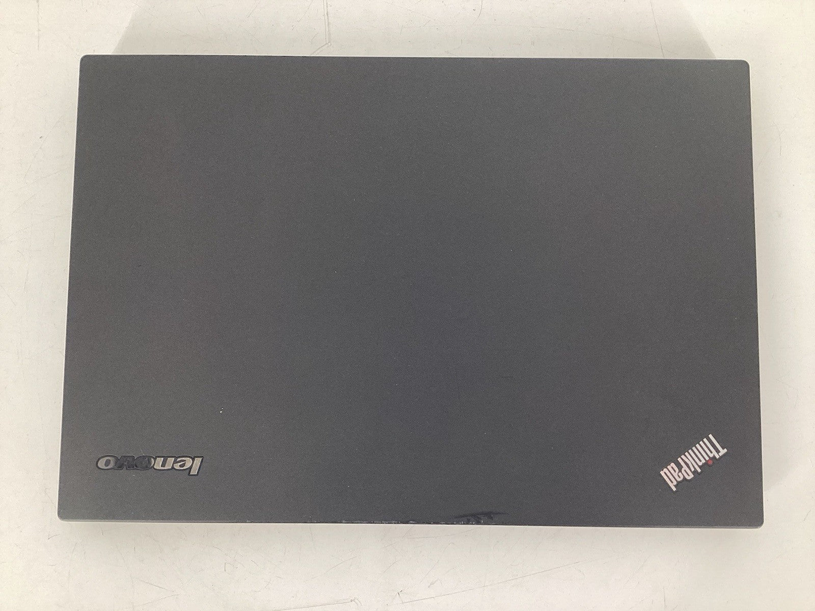 Lenovo ThinkPad T450 14" (i5-5300U @2.3GHz, 4GB RAM, No SSD, No OS) No AC