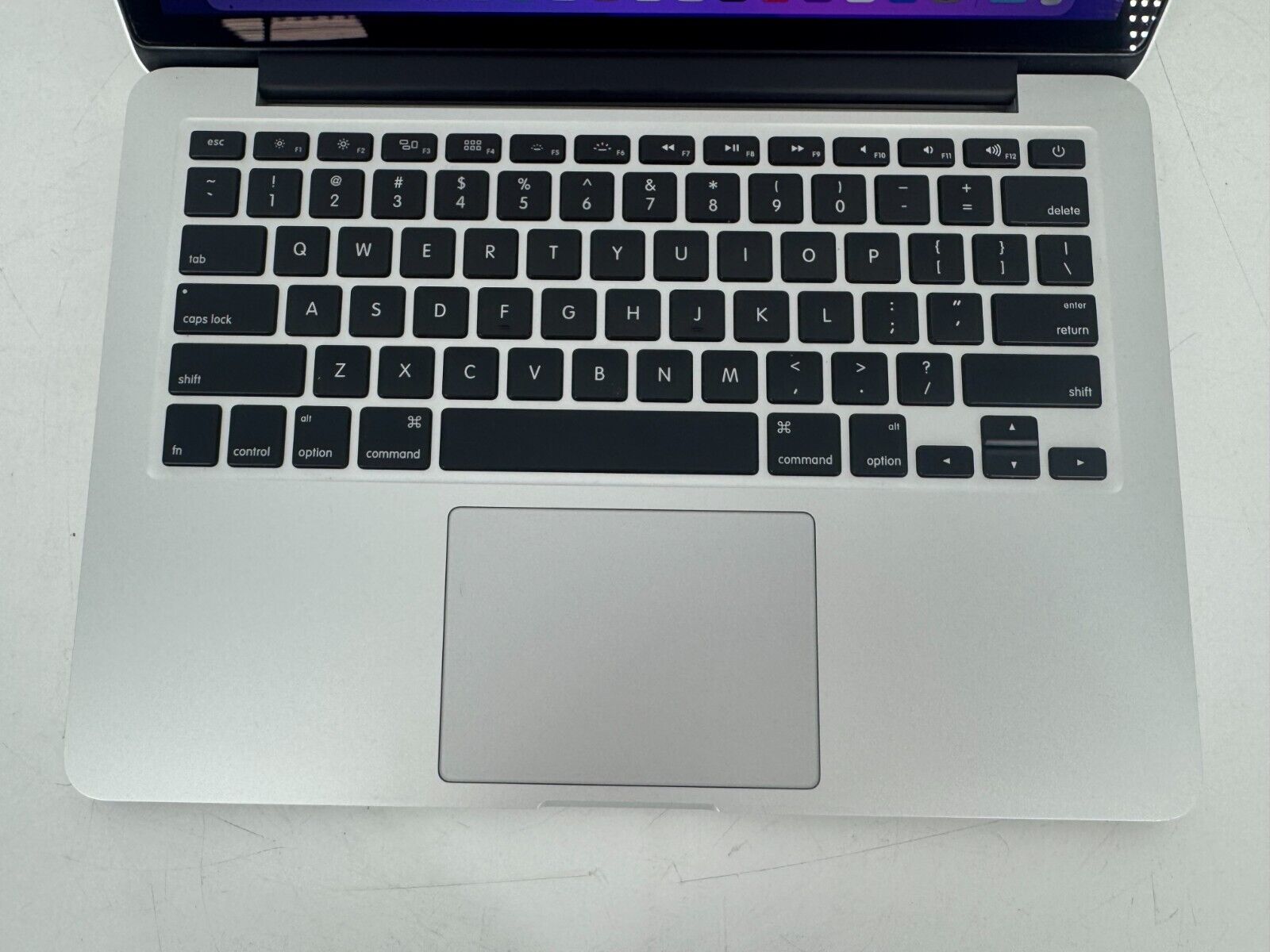 Apple MacBook Pro 13" 2015 Retina (Core i5 2.7GHz, 8GB RAM 256GB SSD) No AC
