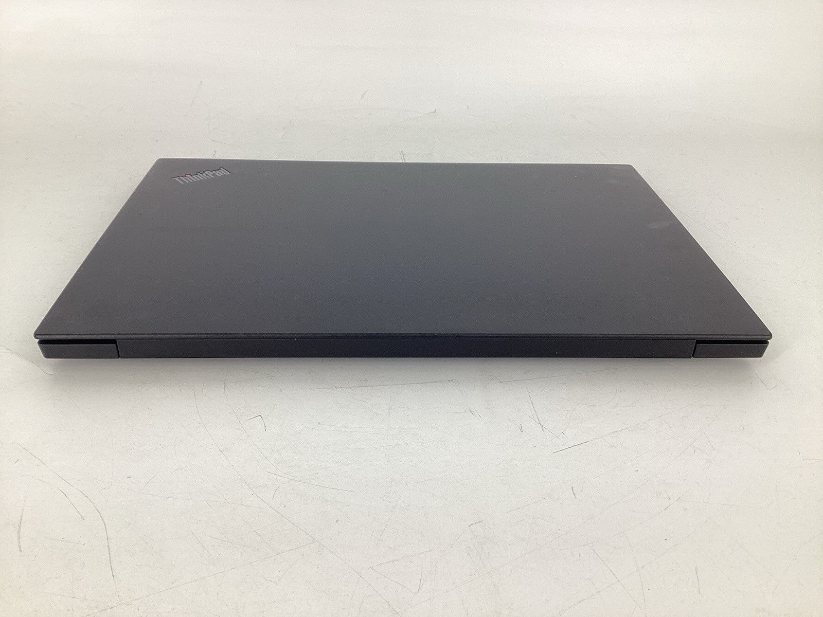 Lenovo ThinkPad P1 Gen 2 15.6" (i9-9880H @2.3GHz 16GB 512GB SSD) Quadro T2000