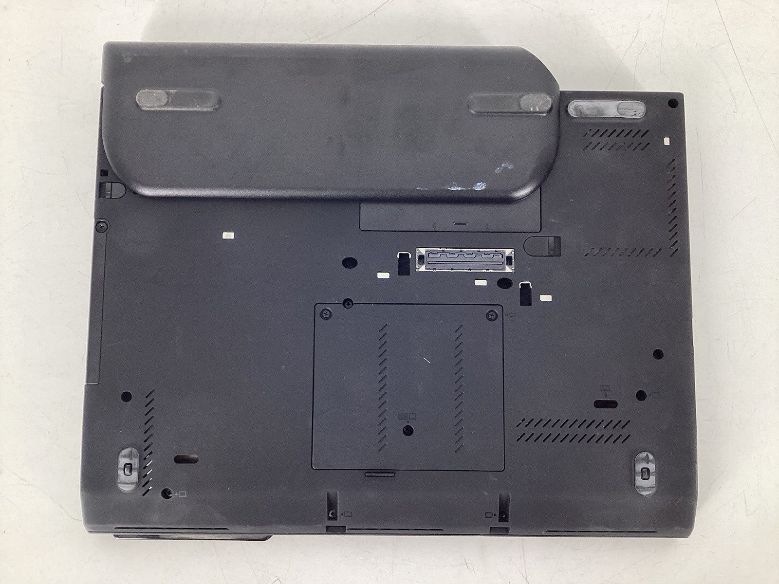 Lenovo ThinkPad X230 12.5" (i5-2520M @2.5GHz, 4GB RAM, No Drive) No OS, No AC