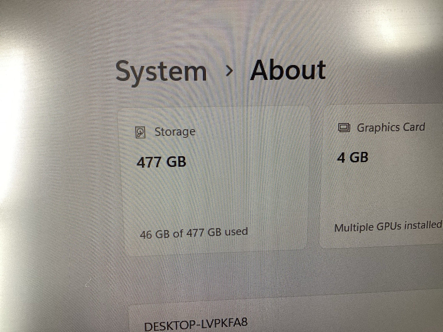 Lenovo ThinkPad P1 Gen 2 15.6" (i9-9880H @2.3GHz 16GB 512GB SSD) Quadro T2000