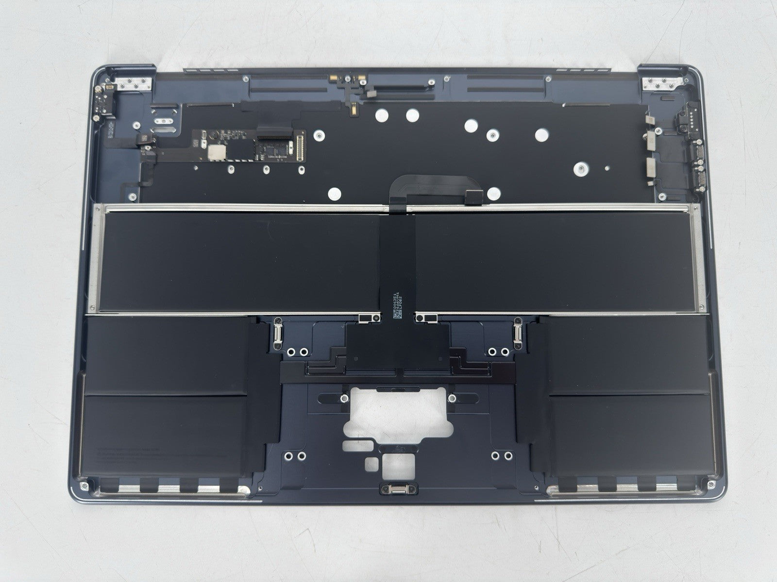 OEM Apple Macbook Air 15", A2941, M2, 2023,Plamrest, Keyboard,Touchpad Assembly