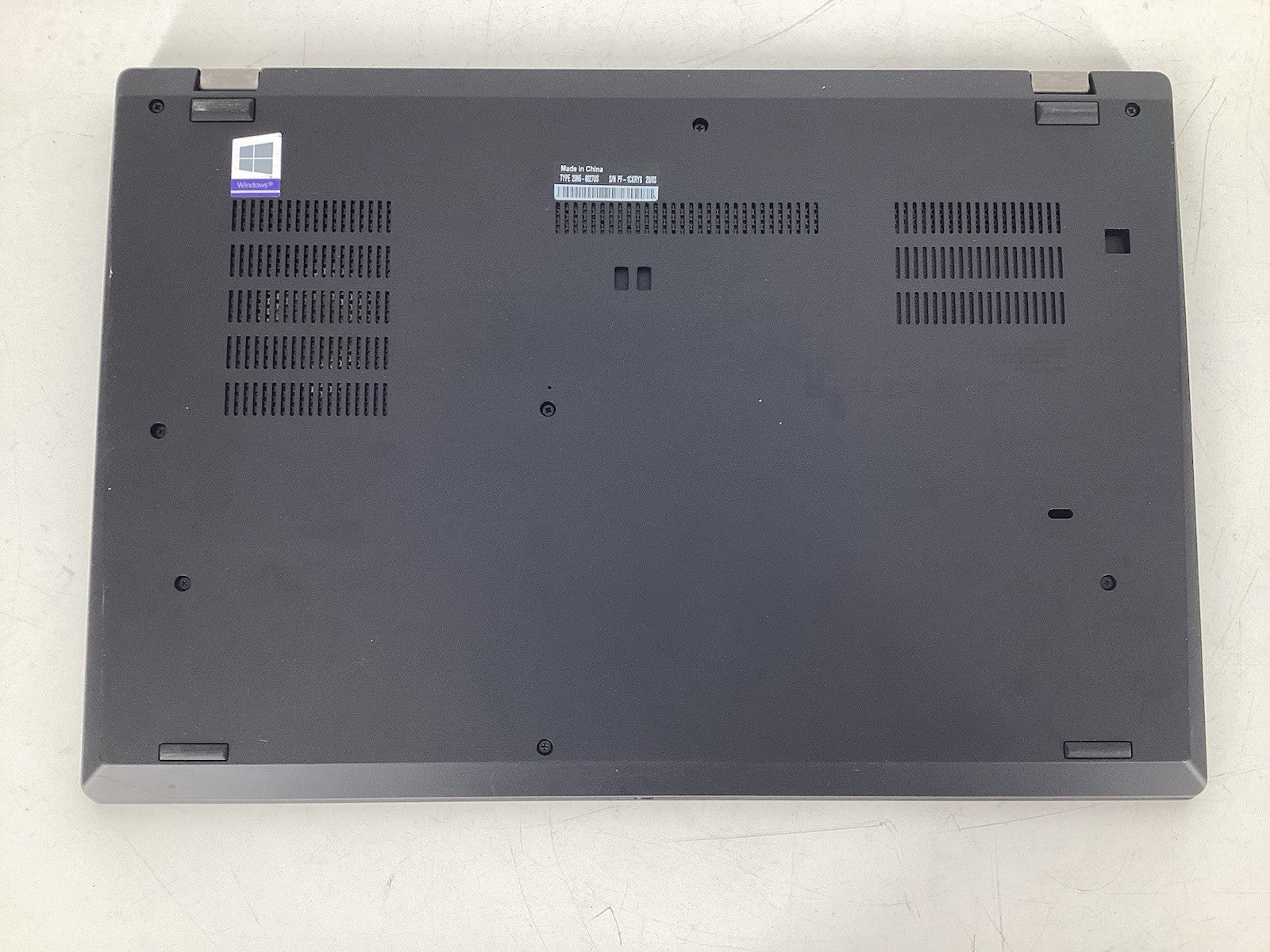 Lenovo ThinkPad P53S 15" (i7-8665U @1.9GHz 16GB RAM 512GB SSD) Win11Pro No AC