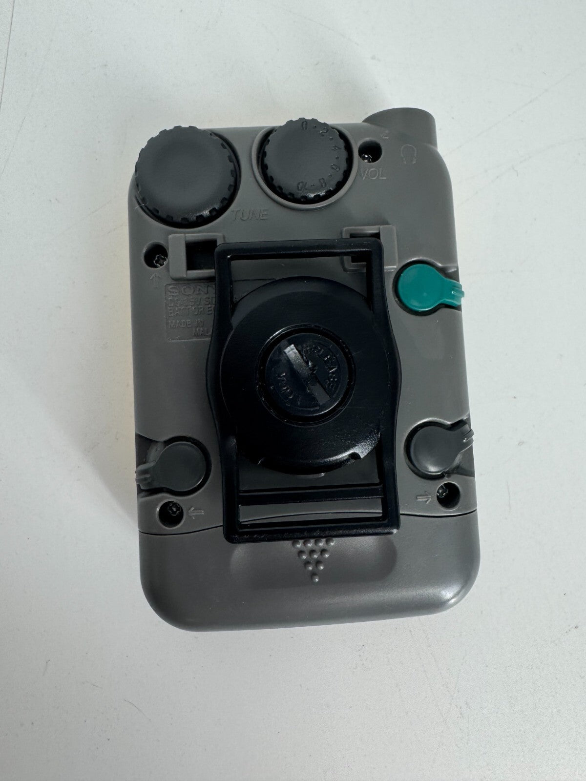 Vintage SONY Sports Walkman AVLS FM/AM Radio SRF-85 With Clip - Tested Works