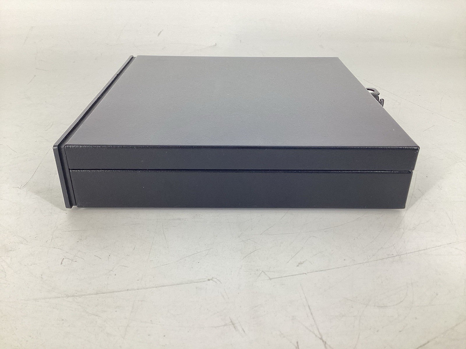 Dell Optiplex 3046 Micro (i3-6100T @3.2GHz, 8GB RAM, No SSD, No OS) No AC