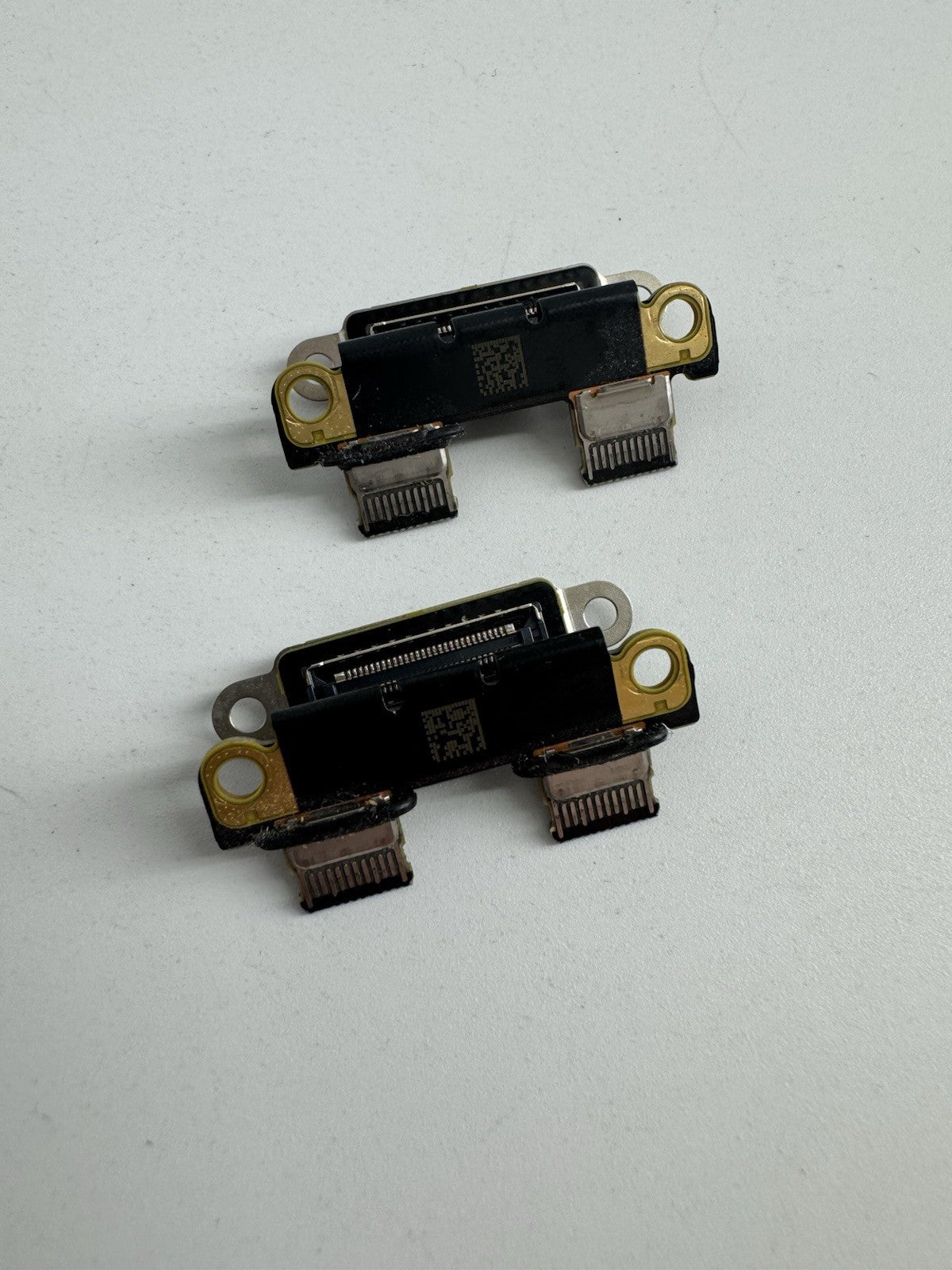 LOT OF 2 OEM MACBOOK PRO 13" A1706 2017  00861-A USB-C I/O BOARD/PORTS
