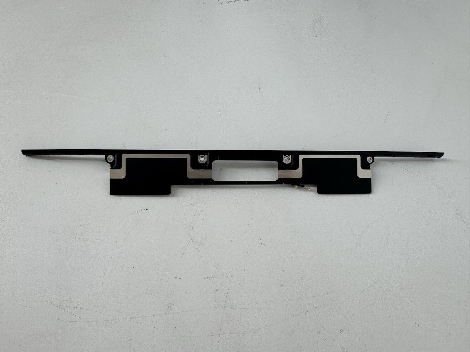 OEM PULL MacBook Air M2 A2941 15" 2023 MQKW3LL/A Vent & Wi-Fi Wireless Antenna